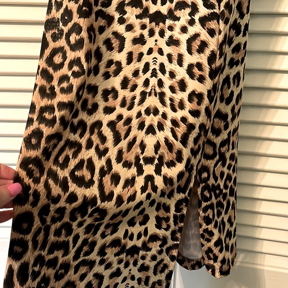 Body Con Leopard Print Party Dress - Picture 10 of 13